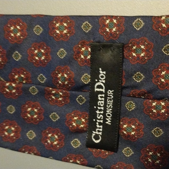 *4/$20 Bundle Deal Closet Cleanout Sale* Christian Dior Monsieur Tie - Picture 2 of 4